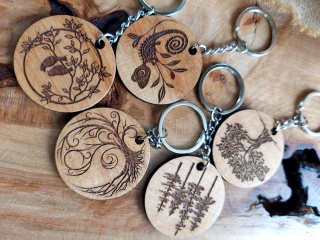 Brelok Drewniany Do Kluczy Zawieszka Do Plecaka Breloczek Na Łańcuszku