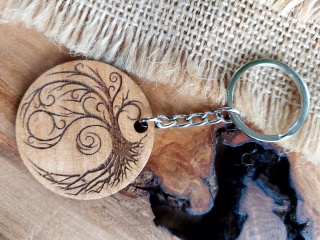 Brelok Drewniany Do Kluczy Zawieszka Do Plecaka Breloczek Na Łańcuszku