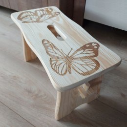 Taboret Małe Drewniane Niskie Krzesełko Dla Dziewczynki Lakierowany Stołek