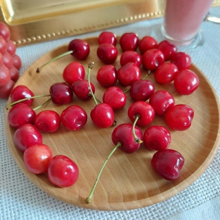 Drewniany Talerzyk z Drewna Bukowego – Ekologiczny i Stylowy Dodatek do Twojego Stołu