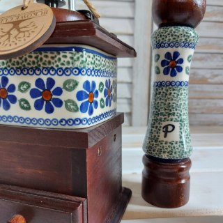 Młynek Do Soli Pieprzu Kawy z Bolesławca Młynki Ręczne Zestaw Prezentowy