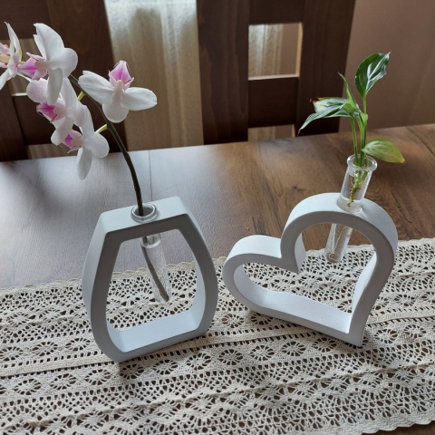 Wazonik gipsowy w kształcie serca