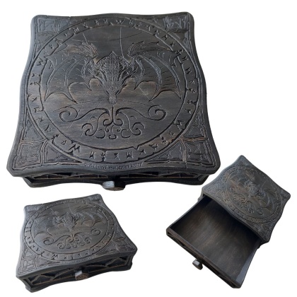 Drewniana Szkatułka ze Smokiem - Ręcznie Wykonane Pudełko z Wysuwaną Szufladą