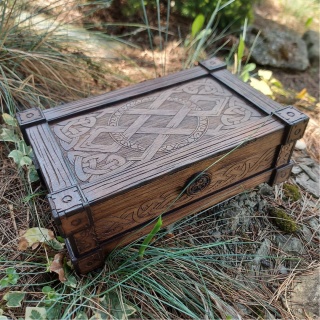 Szkatułka Drewniana Unikatowe Rękodzieło Polskie Pudełeczko 26x16x9