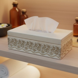 Drewniane Pudełko na Chusteczki z Grawerem Koronkowym | Marka YOLLI