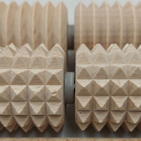 Masażer Do Stóp Leczniczy Dwurzędowy Duże Drewniane Masażery Rolki