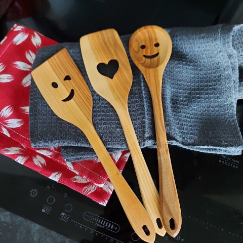 Zestaw Drewnianych Łyżek do Gotowania i Łopatki z Drewna Czereśniowego