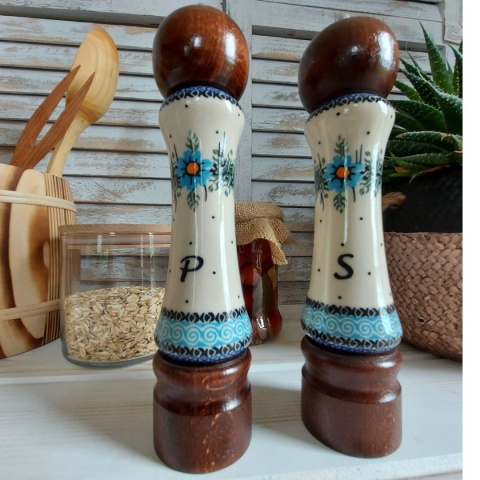 Młynek do Pieprzu i Soli Drewniany Ceramiczny Naturalny Brązowy– Zestaw 2 szt. Ręcznie Malowane