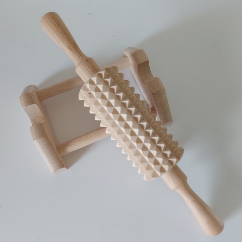 Zestaw Prezentowy dla Kobiety i Mężczyzny Prezent w Pudełku Masażer, Olej, Świeczka