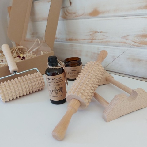 Zestaw Prezentowy dla Kobiety i Mężczyzny Prezent w Pudełku Masażer, Olej, Świeczka